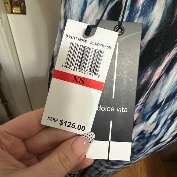 Dolce Vita Faith V Neck Silky Jumpsuit NWT - Picture 11 of 11